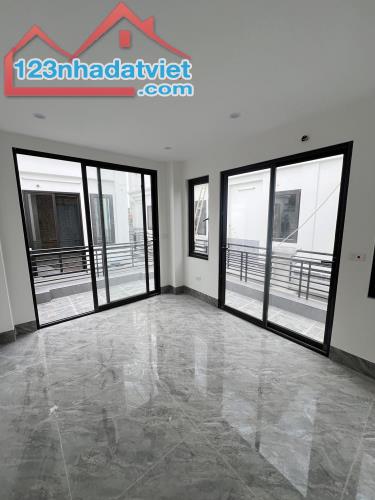 TRẦN DUY HƯNG 30m2, 5TẦNG NHÀ MỚI- ĐẸP- Ở NGAY - TRUNG TÂM-GẤN PHỐ 8,6 TỶ - 1