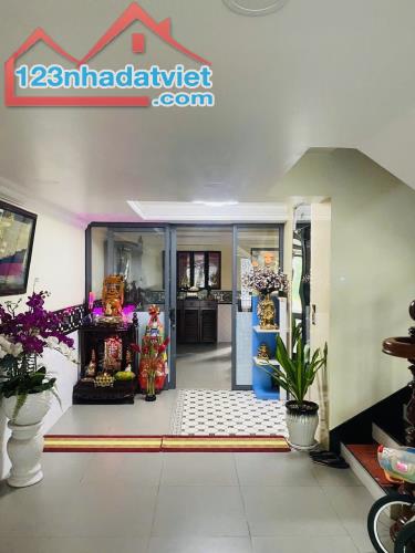 26,5 Tỷ-Bán Nhà Mới Đẹp 1 Trệt 4 Lầu 86m2(5mx17,5m) Khu Nội Bộ Đường Trần Não,Quận 2 - 3