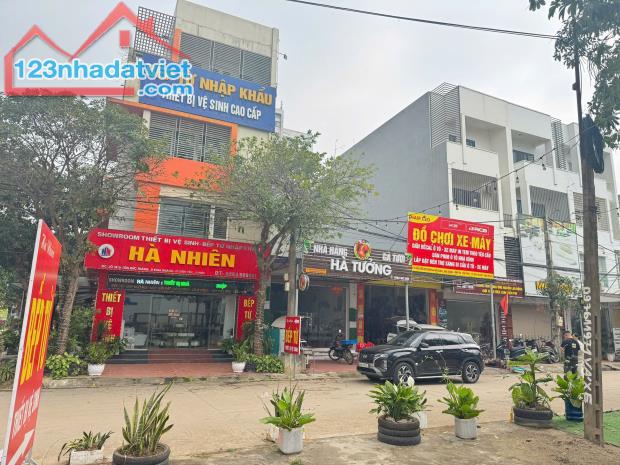 Bán đất tặng nhà cấp 4 mặt đường Tôn Đức Thắng, Minh Quyết, Khai Quang, Vĩnh Yên.