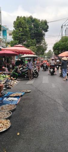 BÁN NHÀ NGAY CHỢ PHẠM THẾ HIỂN QUẬN 8, 7x18M, NHỈNH 11 TỶ, LH: 0938827657 Ms Tuyền