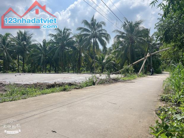 560M2 ĐẤT CÓ THỔ CƯ MẶT TIỀN ĐƯỜNG XE ATRI 2,5 TẤN - 1