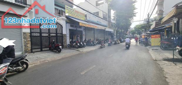 Cho thuê nhà Mặt Tiền CHỢ VẢI SẦM UẤT Phú Thọ Hòa 86m², 3Lầu - 1
