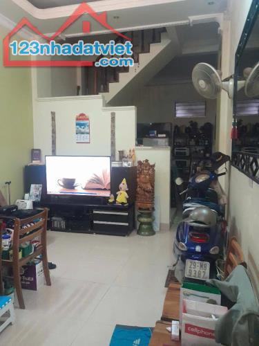 Hiếm Có Giá Này - Hào Nam, Ngõ Thông Rộng, Tiện ích Đầy Đủ, Ở Sướng 50m2 4tầng MT4m, 8.5tỷ - 1