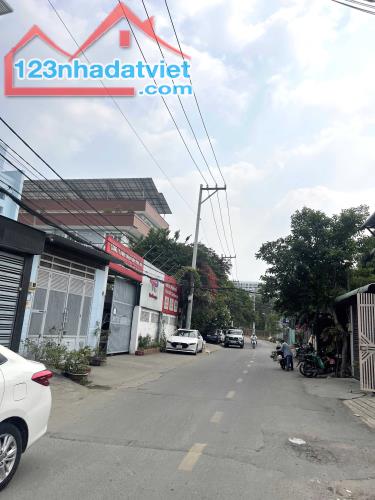 Bán Đất Thổ Cư – Mặt Tiền Lô Góc 885m2_10x50m, nở hậu Gần Phạm Văn Đồng Linh Đông Thủ Đức - 2