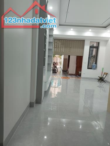 THỤY KHUÊ - MẶT PHỐ - BA THOÁNG VĨNH VIỄN - THANG MÁY XỊN - QUAN XÂY - Ở SƯỚNG - KINH DOAN - 1