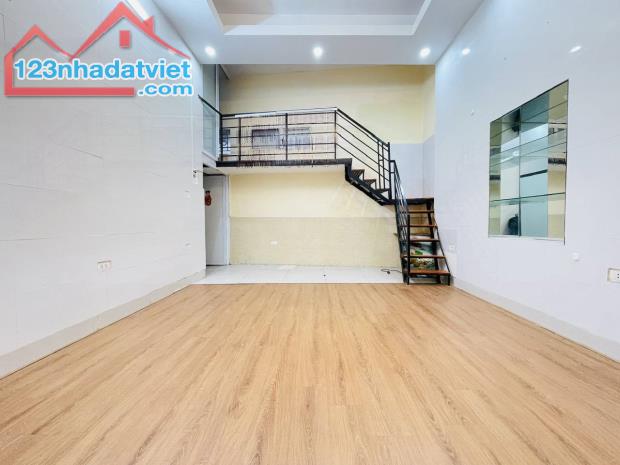 Bán nhà Kim Ngưu - Hai Bà Trưng Lô góc ngõ thông kinh doanh 30m2 3 tầng chỉ 4.55 tỷ - 5