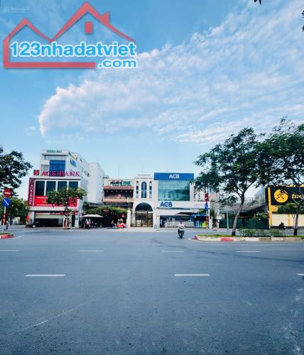 80 Tỷ-Bán Nhà 1 Hầm 4 Tầng DT:132m2(6mx22m) Mặt Tiền Đường Trần Não-Bình An-Quận 2