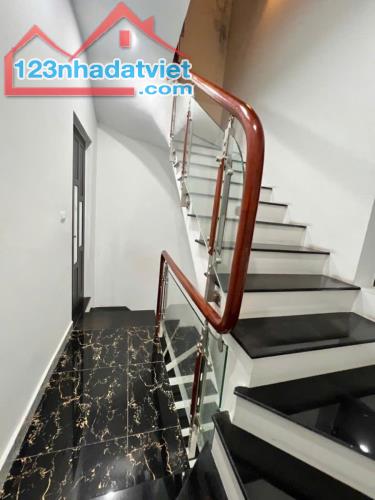 Nhà Đặng Văn Ngữ - 42m² - 5T - Ô Tô Tránh - Phân Lô Bộ Công An - 12.8 Tỷ  🏡 Vị trí đắc đị - 4