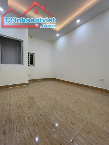 Mặt ngõ Vũ Tông Phan, 20m ra phố, ở sướng, 51m 4 tầng 3.5m mặt, Giá 10.9 tỷ 0796193699 - 3