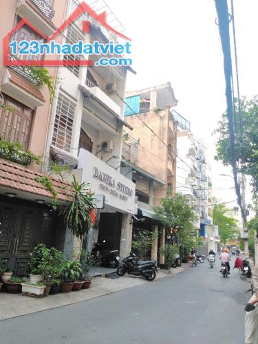 BÁN NHÀ HXH LÊ VĂN SỸ, P12, Q3.DT:5,4X22, 1TR3L, GIÁ:26 TỶ