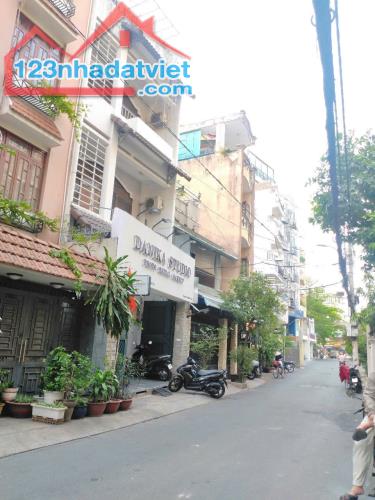 BÁN NHÀ HXH LÊ VĂN SỸ, P12, Q3.DT:5,4X22, 1TR3L, GIÁ:26 TỶ - 1