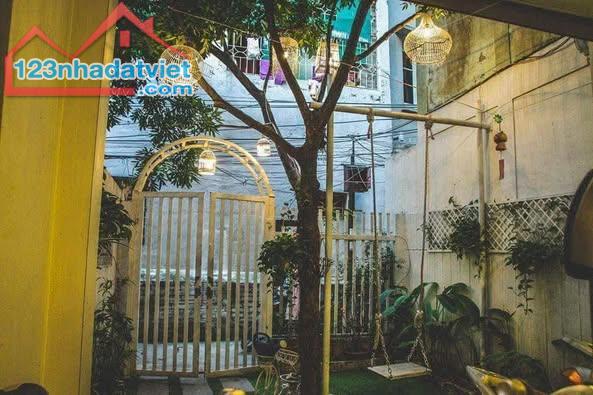 Bán nhà đẹp phố Nguyễn Đình Hoàn 90m2 4tầng mặt tiền 3.8m 14.5 tỷ Cầu Giấy