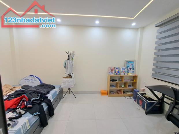 Nhà  Đẹp Chủ Tự Xây Định Công Thượng 75m - 4 Tâng - Gía Chào 8.6 Tỷ - 1