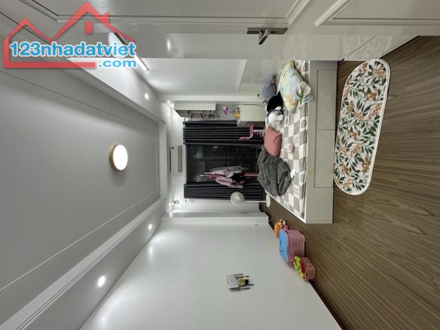 Bán nhà 5 tầng gần Hồ Đền Lừ, ô tô cách 5m 30m2 chỉ 6.15 tỷ - 2