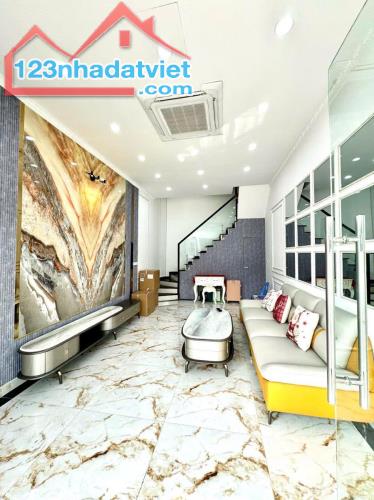 MẶT NGÕ VÕ THỊ SÁU - ÔTÔ VÀO NHÀ - 20M RA PHỐ - 7 TẦNG THANG MÁY - GIÁ 15 TỶ - 1