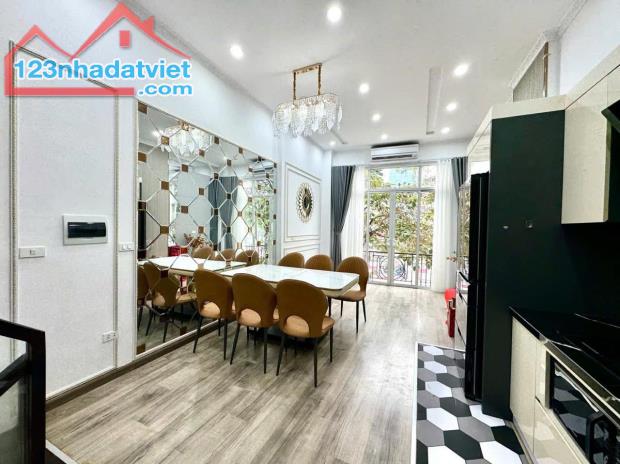 MẶT NGÕ VÕ THỊ SÁU - ÔTÔ VÀO NHÀ - 20M RA PHỐ - 7 TẦNG THANG MÁY - GIÁ 15 TỶ - 3