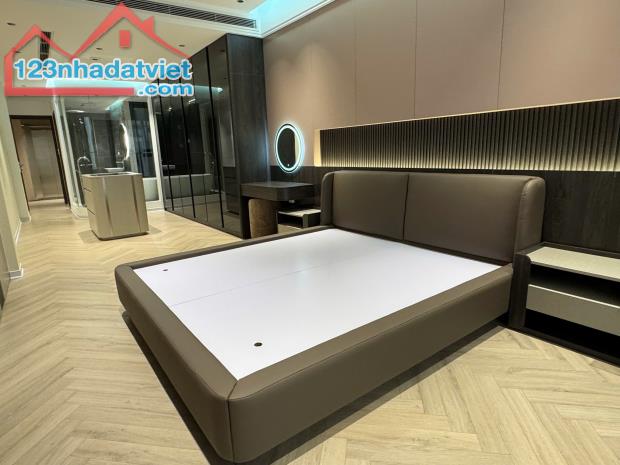 Bán nhà phân lô - ôtô tránh - vỉa hè rộng - dt 56m2 - mặt tiền 5m - giá nhỉnh 16 tỷ - 2