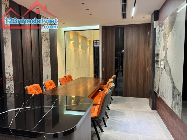 Bán nhà phân lô - ôtô tránh - vỉa hè rộng - dt 56m2 - mặt tiền 5m - giá nhỉnh 16 tỷ - 4