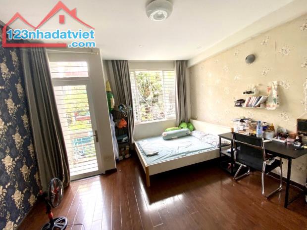 Vip Trung Tâm Phú Nhuận - 4 Tầng - 58m2 - Gía Siêu Rẻ - 4