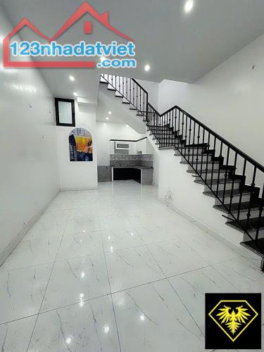 ◄ ★ ► BÁN NHÀ 2 TẦNG KIÊN CỐ GIỮA LÒNG THÀNH PHỐ : ► TÔ HIỆU - HỒ NAM - LÊ CHÂN - HẢI PHÒN
