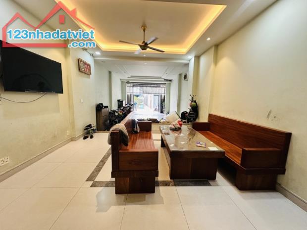 Mặt Tiền Hiệp Bình Phước – Quốc Lộ 13 Mới – 170m2, 4 Tầng, Hoàn Công, Đường 10m. - 1