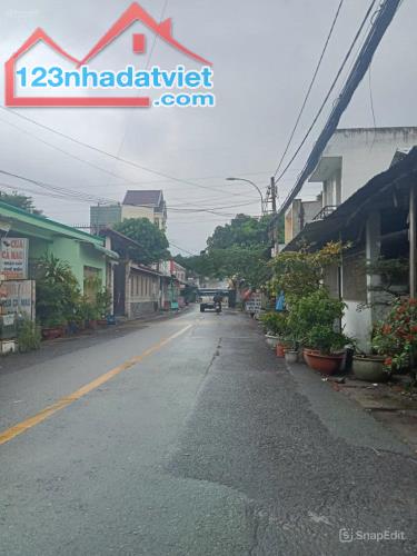 Chủ Ngộp Thở gấp Cần Bán nhanh Căn nhà ở Tân Thới Nhì Hóc môn 107m2 Sổ hồng riêng 820tr - 3