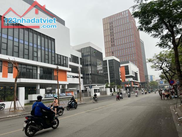 CỰC HIẾM! Bán nhà mặt phố Tôn Thất Tùng, gần BV ĐH Y Hà Nội, lô góc, DT 55m2, giá 25 tỷ - 1