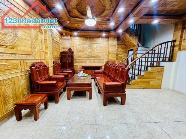 Hoa hậu Phùng Hưng, Hà Đông. Tặng full nội thất xịn sò y hình. Dt38m2 x 5 tầng. Giá nhỉnh - 1