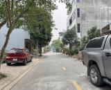Cần bán gấp lô đất 90m2, lô góc xẻ khe tại khu TĐC Thạch Bàn, vị trí đẹp, không lỗi lầm.