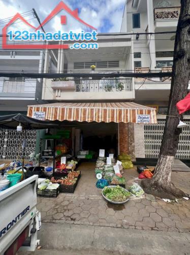 Bán Nhà Mặt tiền 1 trệt 1 lầu - 90m2 -  xã bình Chánh - Giá 1 tỷ 380 ! - 2