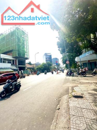 Nhà 2 mặt tiền Nguyễn Thái Sơn P.3 GV, đối diện BV 175, 4 tầng 96m2, ko lộ giới