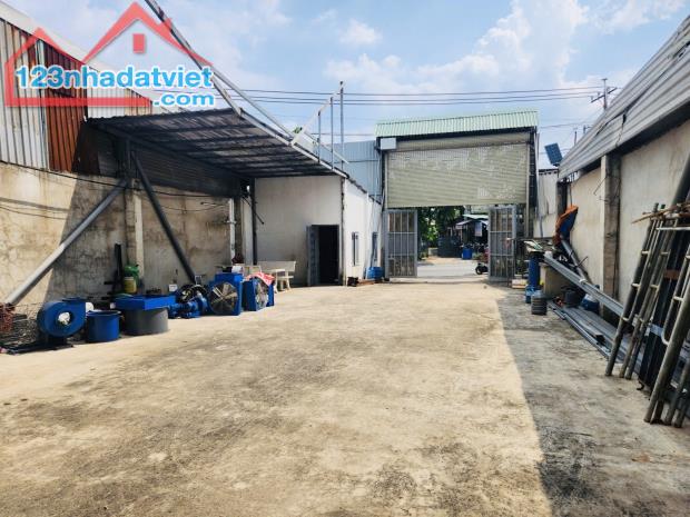 GẤP BÁN GIẢM 500TR-NHÀ XƯỞNG MẶT TIỀN NGUYỄN VĂN BỨA HÓC MÔN-565M2(10*57)GIÁ MỚI 23.8 TỶ
