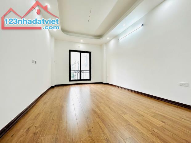 💜BÁN NHÀ BÁT KHỐI 35M2X5 TẦNG GIÁ TỪ 4.7 TỶ - XÂY MỚI KÍNH KOONG-Ô TÔ ĐỖ CỔNG - 4