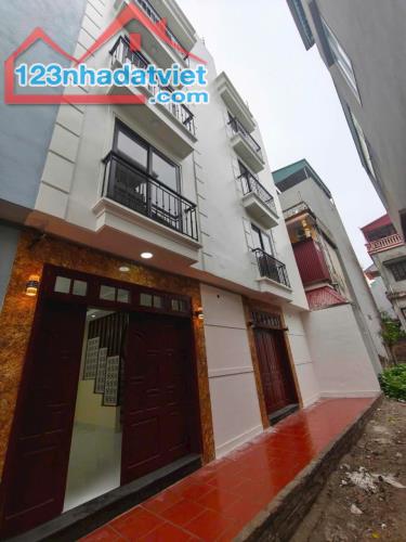 Siêu phẩm nhà ngay sau UBND xã Vân Canh, siêu thoáng, 30m2 giá 4.79 tỷ