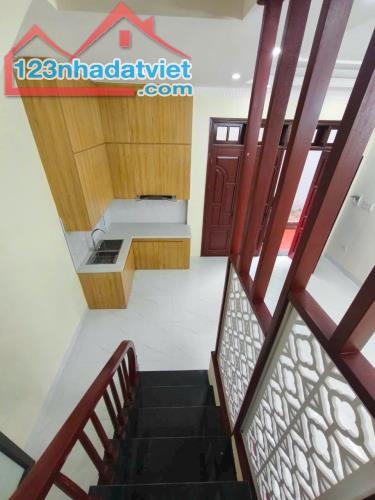 Siêu phẩm nhà ngay sau UBND xã Vân Canh, siêu thoáng, 30m2 giá 4.79 tỷ - 2