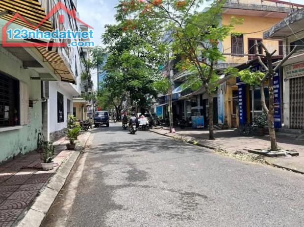 Bán đất mặt đường Bãi Sậy, vị trí kinh doanh tại Trại Chuối – Hồng Bàng 72m2 – 5 tỷ - 1