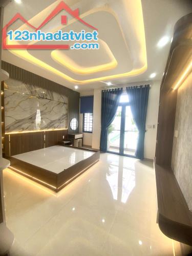 TÂN CHÁNH HIỆP QUẬN 12-NHÀ MỚI VÀO Ở NGAY-70M2 4 TẦNG- HẺM XE HƠI CHỈ 6 TỶ 200. - 3