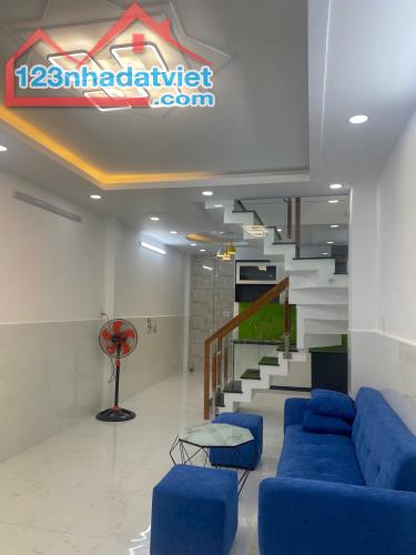 Nhà mới sát vách Tân Phú 35m2 2 tầng hẻm thông Bình Long pháp lý chuẩn chỉ nhỉnh 3 tỷ Tl