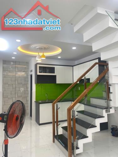 Nhà mới sát vách Tân Phú 35m2 2 tầng hẻm thông Bình Long pháp lý chuẩn chỉ nhỉnh 3 tỷ Tl - 2