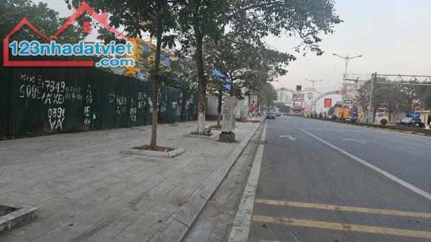 Bán 100m2 đất đường Nguyễn Tất Thành, Vĩnh Yên, giá chỉ 7 tỷ xx đường 42m - 3