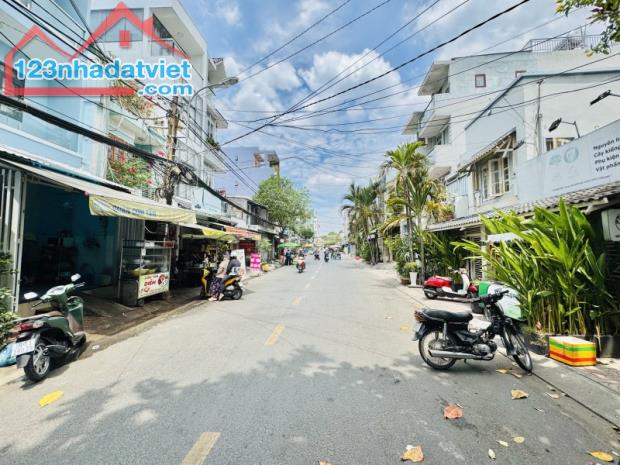 MẶT TIỀN ĐƯỜNG P4 QUẬN 8 - NGAY PARC MALL - 4,3X14M - 4 TẦNG - 8.8 TỶ