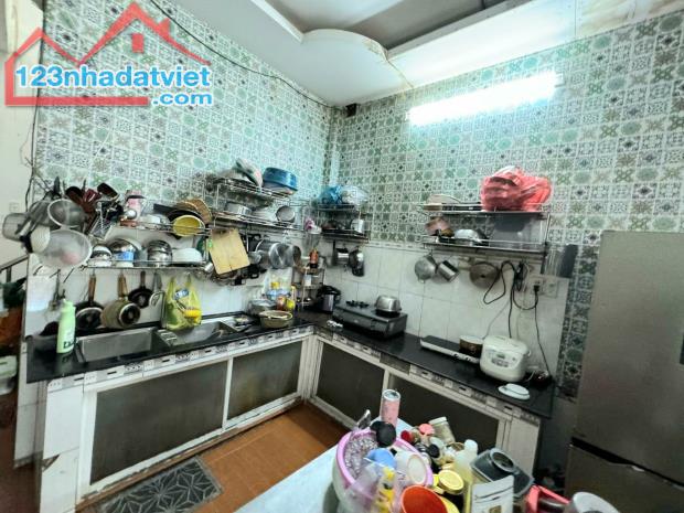 💥💥💥 HẺM 8M CÓ VỈA HÈ SÁT MẶT TIỀN GÒ DẦU, GẦN NGÃ TƯ TÂN SƠN NHÌ .TÂN PHÚ ... 👉DT 130M - 4