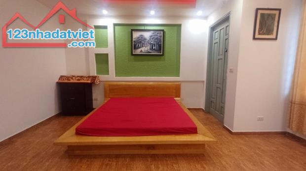 Bán nhà 68m2, 5 tầng tại Thịnh Liệt, khu phân lô ô tô tránh, kinh doanh Nhỉnh 15,5 tỷ LH - 4