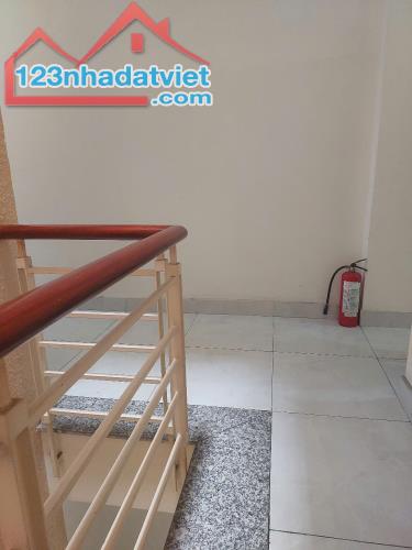 Bán condotel view đẹp tại Nguyễn Duy Trinh, Bình Trưng Tây, Q2, HCM giá siêu hời 18,9 tỷ, - 2