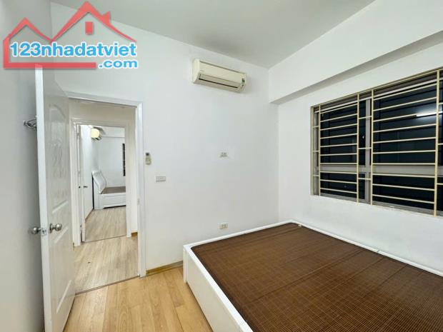 Bán căn hộ chung cư HH Linh Đàm, Hoàng Mai, Siêu đẹp, 70.4m2, 3.1 tỷ - 3