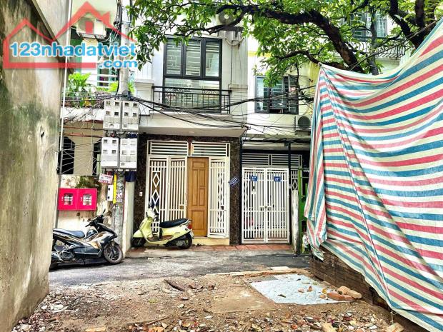 Bán gấp đất Hồ Tùng Mậu 62m2 sát ra đường 32, ngõ thông, xây căn hộ dịch vụ cho thuê tốt - 3