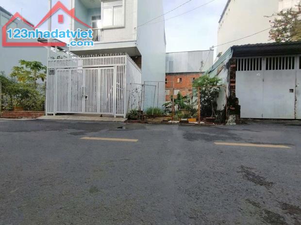 ĐẤT MẶT TIỀN TÚ XƯƠNG, HIỆP PHÚ, DT 108M², GẦN XA LỘ HÀ NỘI