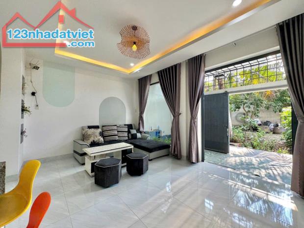 Nhà lầu mới ấp 4, Trung An, Mỹ Tho, Tiền Giang - 1