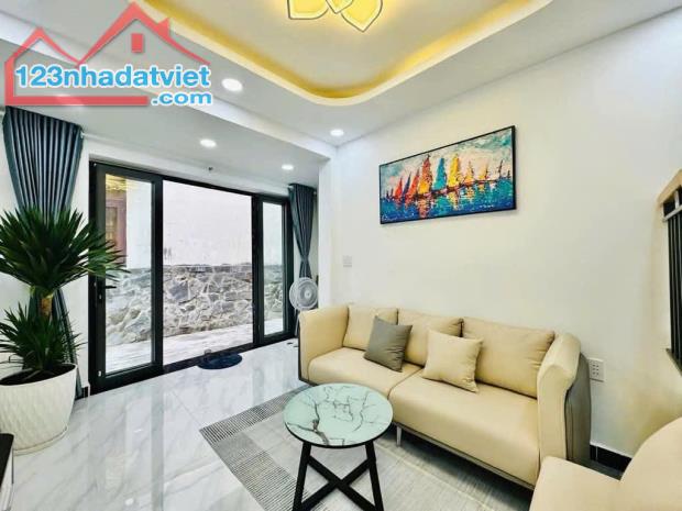 Cơ Hội Vàng: Giảm chào 200 tr Bán Nhà 2 Tầng tặng nội thất, Đường Nguyễn Văn Nghi, Gò Vấp - 3