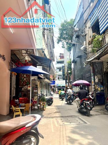 Bán nhà 4 tầng,69m2m,8PN,HXH gần MT Hoàng Sa_Lý Chính Thắng Quận 3,TN 400tr/năm,13.7 tỷ - 1